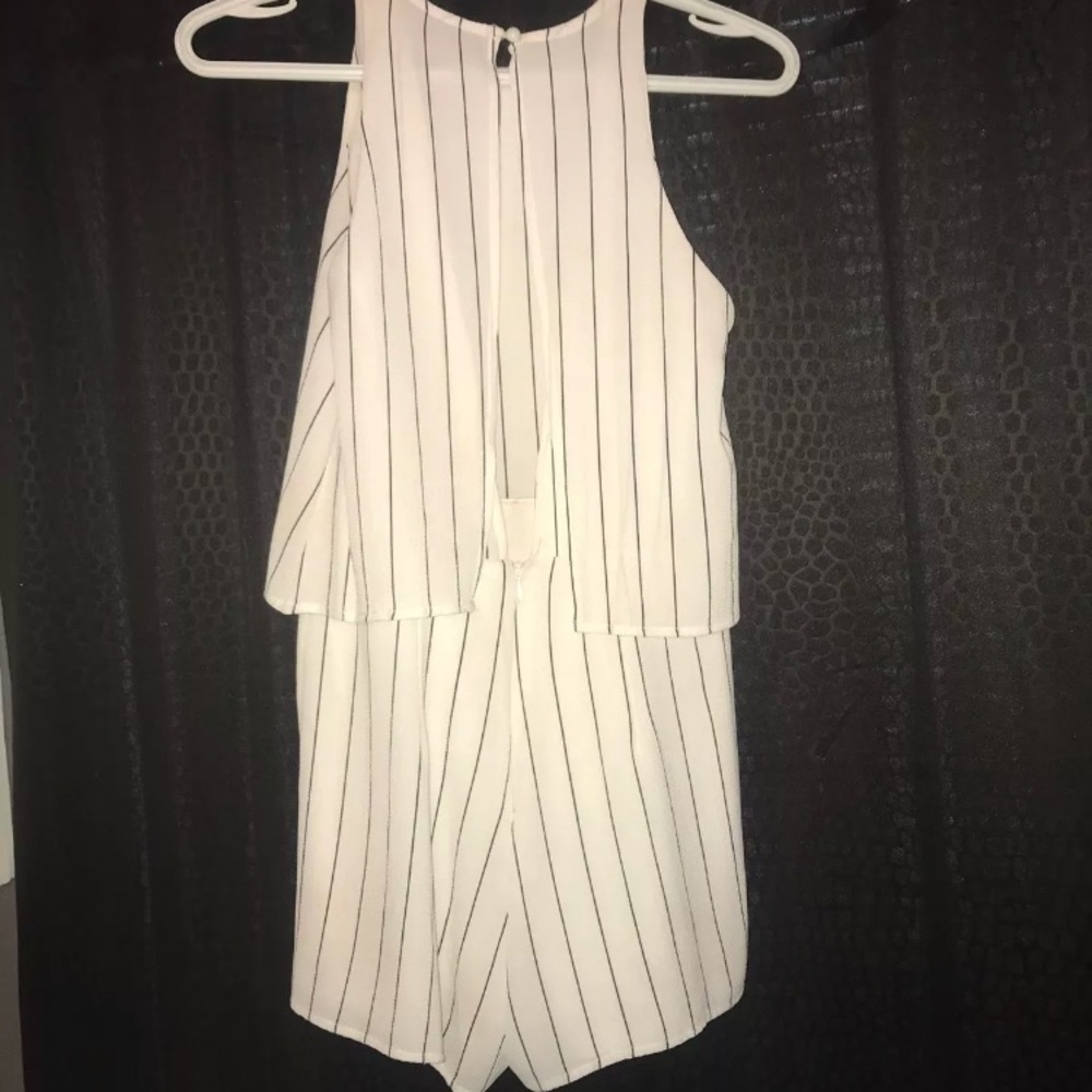 Romper - Picture 2 of 3